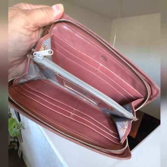 HOBO Remi The Original Leather Accordion Zip Around Wallet - Picture 13 of 14